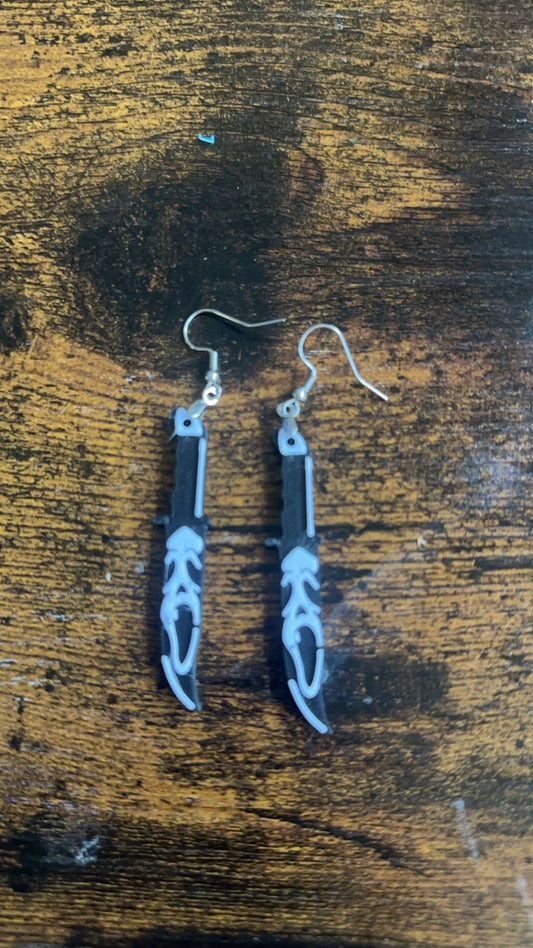 3d printed ghost face earrings