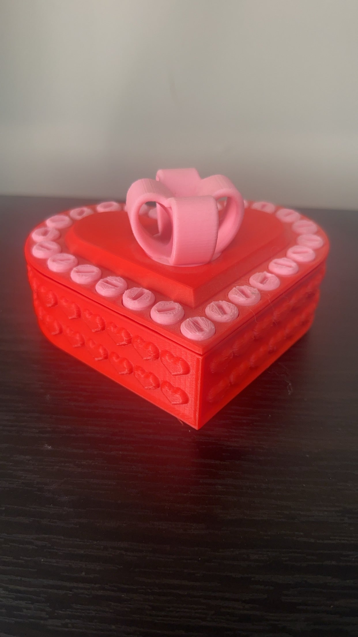 3d printed heart aggravating box