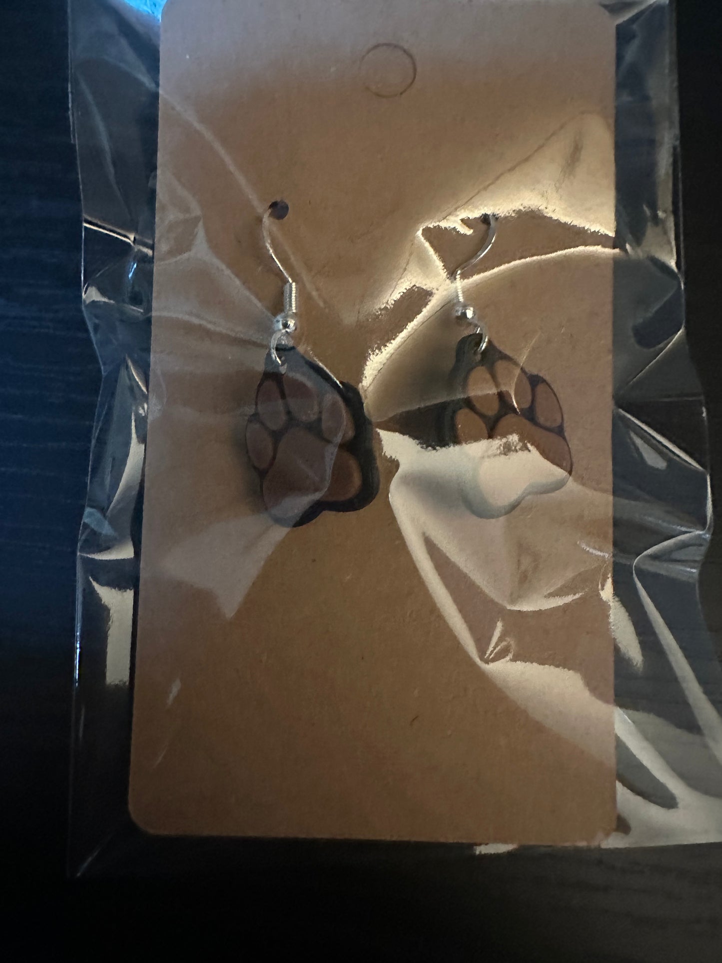 3d printed paw print earrings