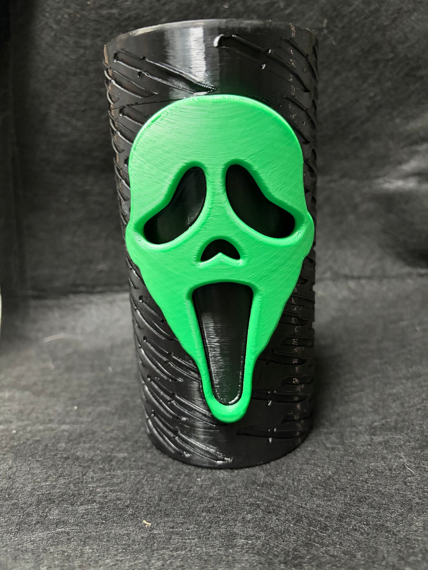 Scream energy drink can holder