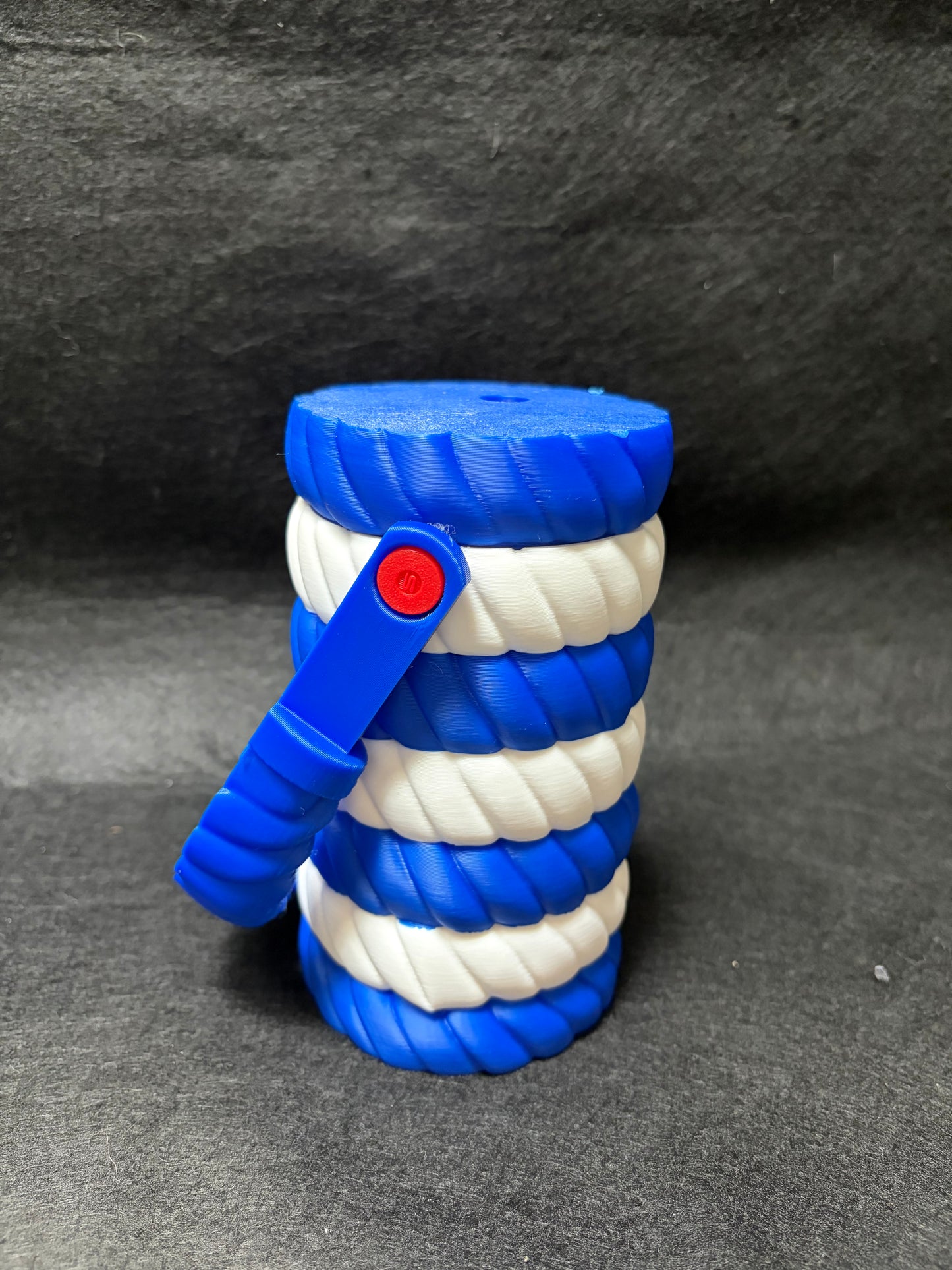 Nautical can holder