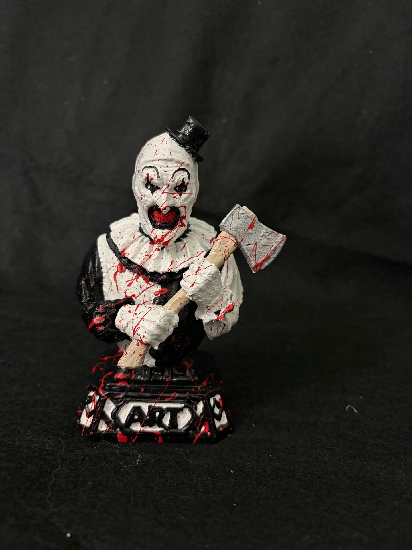 Art the clown bust